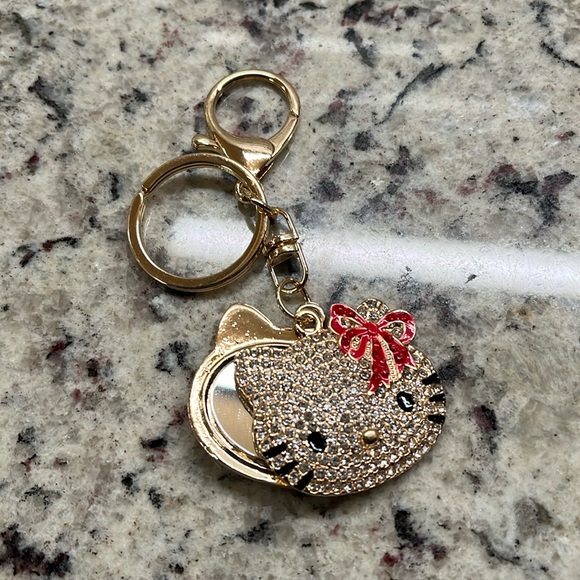 Hello Kitty Mirror Bag Charm Red NWT - Picture 4 of 6
